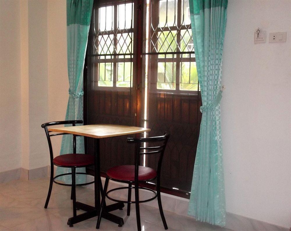 Guest house Neeraja 2*